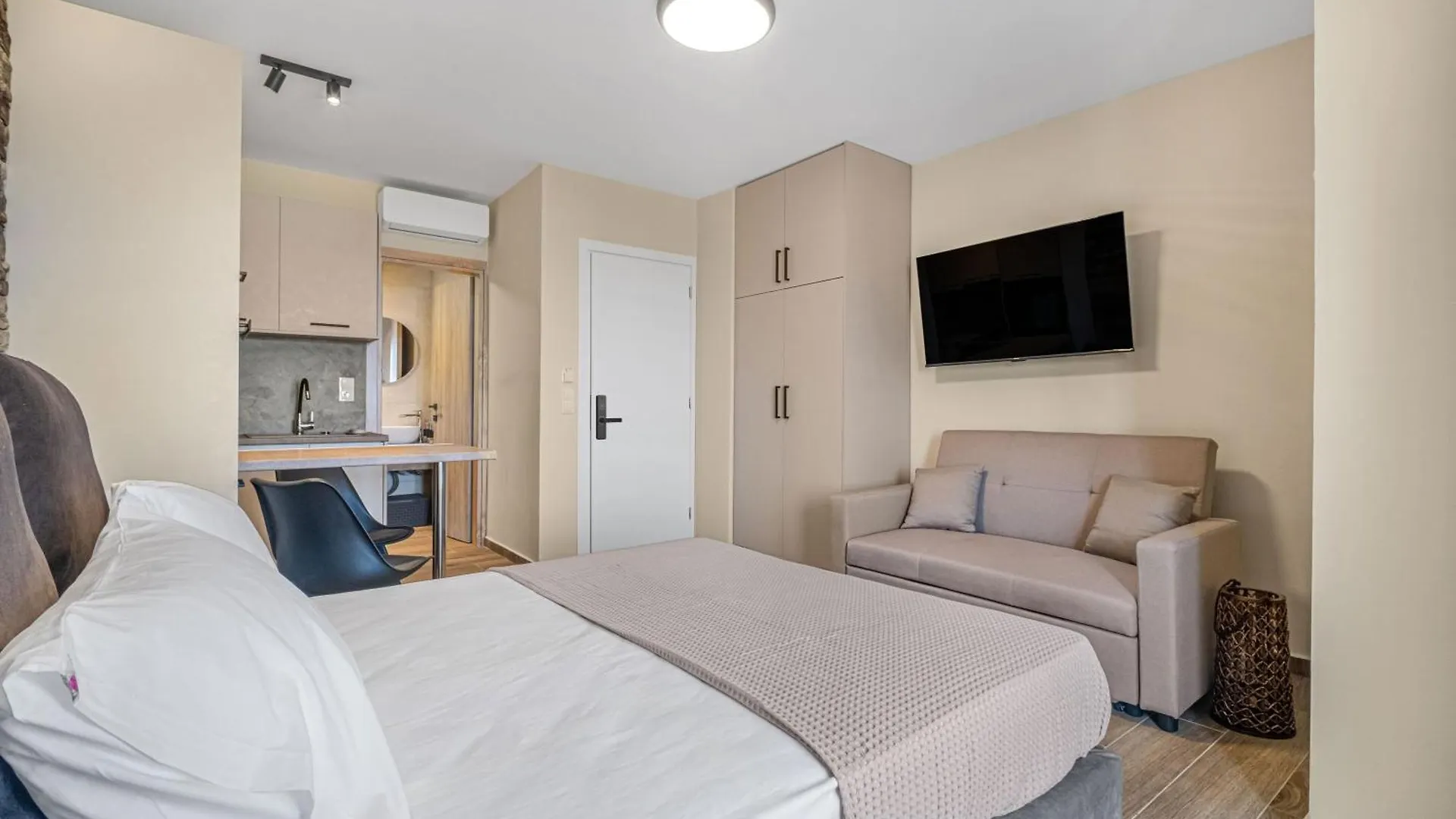 Grande Mare With Sea View Apartment Amoudara  Greece